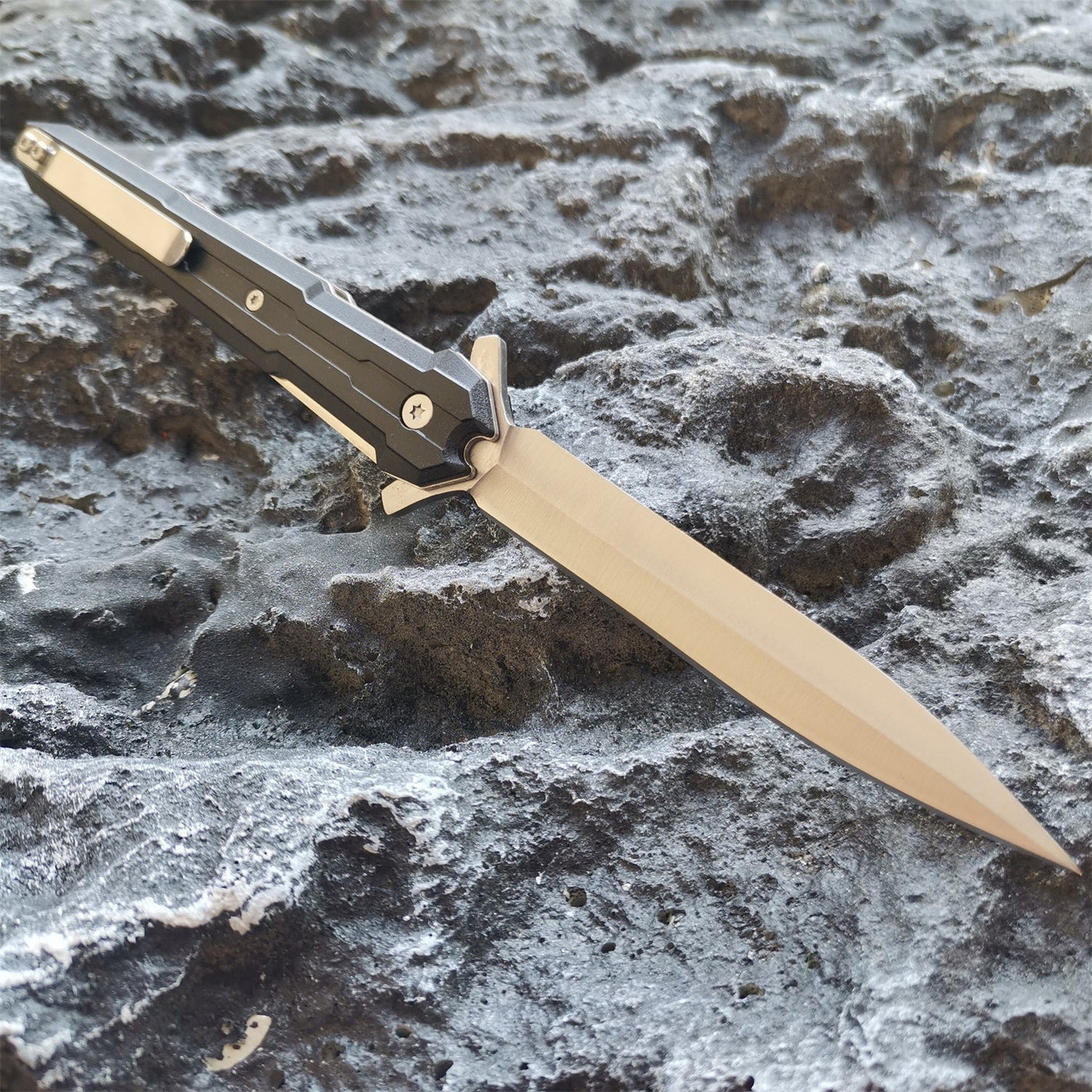 Lightweight Tactical  Self-defense  Aviation Knife